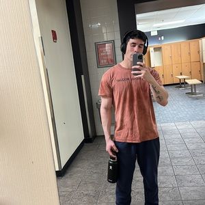 Meet your Posher, Luis